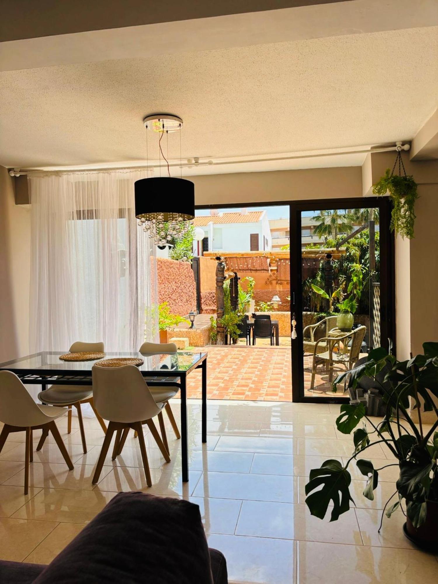 Bungalow Paraiso Callao Salvaje Exterior photo